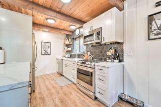 2 Mi to Tahoe Donner Ski Resort Forest-View Haven - 1