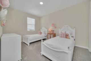 Tropical Lake View Retreat - Kissimmee - 4