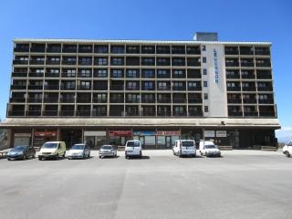 Studio cabine rénové avec parking couvert, balcon ouest et accès navette gratuite à Chamrousse - FR-1-340-260 - 2