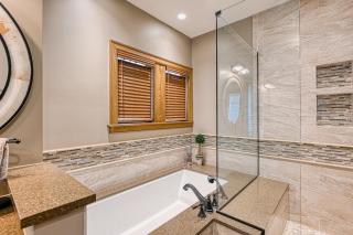 Luxury Lake - Oakland - 2