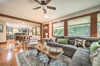 Fun Pet-Friendly Highlands Retreat with Fenced Yard! - Highlands - 5