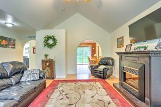 Charming Wasilla Retreat Walk to Lake Lalen! - 9