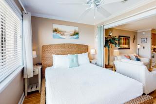 Sunset Harbor Palms 1-311 - 2