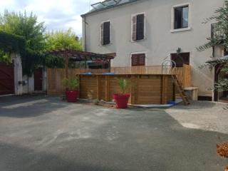 Grande maison familiale avec piscine privée et garage, centre de Saint-Gaultier - FR-1-591-369 - Saint-Gaultier - 6
