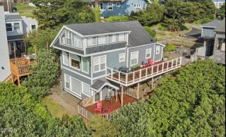 Beach, Bayfront, Breweries, Spectacular Ocean Views - Newport - 0