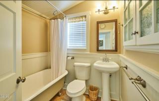 Beach, Bayfront, Breweries, Spectacular Ocean Views - 1