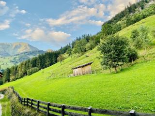 Modern Mountain Apart directly by Skiing area - Rauris - 7