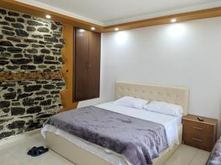Guesthouse Alvi - Përmet - 9