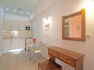 Alluring apartment in Mpenitses with shared pool - 8