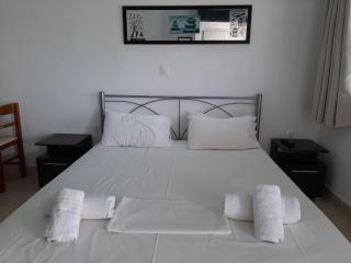 Apartment in Mpenitses with Sea Views & Pool - Benitses - 1
