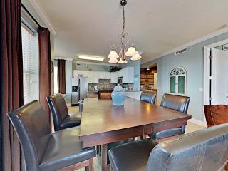 Regency Isle #512 - 5