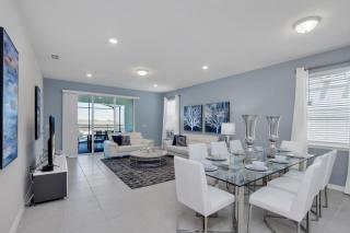 Brand New 6 Bed Windsor Island Resort Near Disney! villa - Davenport - 6