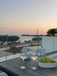 Fantasea Beachfront Villa - Makry Gialos - 2