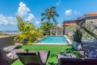 Lama y Solo Unique private room walking distance to the Beach - Palm/Eagle Beach - 6