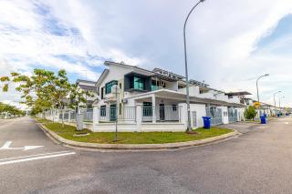 Desaru BabyFriendly Homestay - Desaru - 9