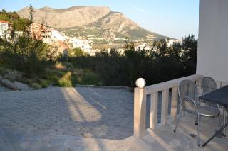 Apartments with a parking space Duce, Omis - 4799 - 4