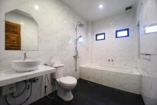 Pugdee Hotel - Lang Suan - 8