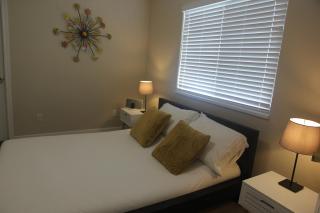 Modern One Bedroom Apartment - 4