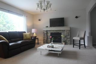 Modern One Bedroom Apartment - 9