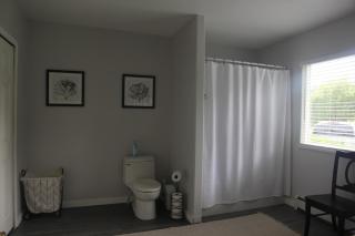 Modern One Bedroom Apartment - 1