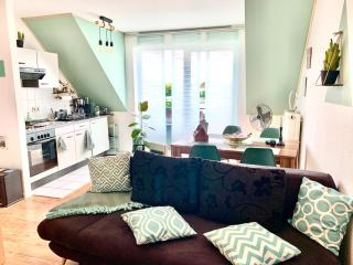 Cottbus-Apartments - Green Apartment I privat I Wifi I Küche I Balkon - Cottbus - 0
