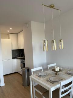 Premium Apartment with Private Parking near City Center - Kattowitz - 1