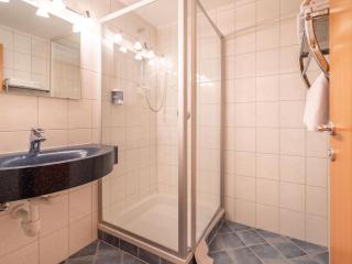 Apartment in Stubaital near Ski Lift - 4
