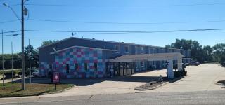Dragonfly Inn & Suites - Hastings - 2