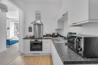 Furnished Modern Flat Overlooking Norwich Castle - 9