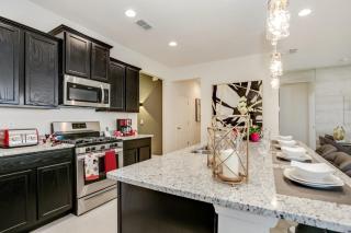 6070BOA Luxury 6 Bedroom 5,Bath Home With Spa villa - Davenport - 4