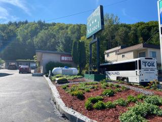 Silver Maple Motel - Haliburton - 1