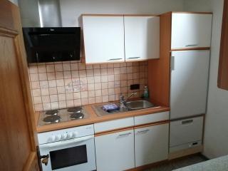 2 Zimmerwohnung mit Küche u. Bad - 4