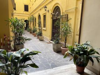 Sleepy Max - Rome - 8