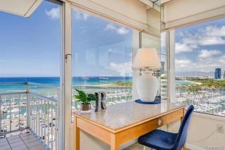 Ilikai #1743 Panoramic views on Waikiki Beach - Honolulu - 8
