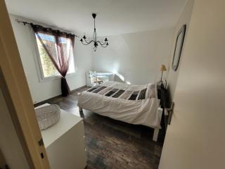 Appartement indépendant proche Étang de l'Olivier - Istres - 1