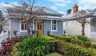 Wild Cherry on Wishart - Port Fairy - 8