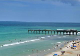 Beach Oasis 704 Lovely Daytona ocean front for 5 sleeps up to 12 - Daytona Beach - 3