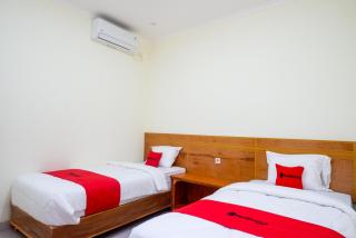 RedDoorz near Rita Supermall Purwokerto 2 - Purwokerto - 3
