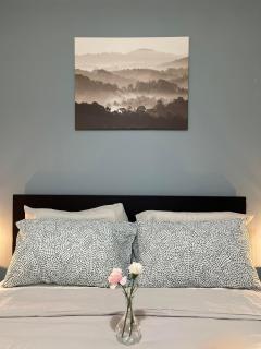 Modern Executive Studio Hotel with kitchen - Tagaytay - 6