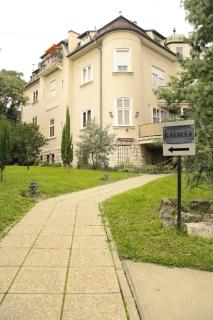 Kalmár Panzió - Budapeste - 8