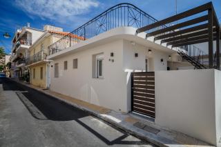 Central Corner Apts - Charming Apartments for 3 in the Heart of the City Perfect for Memorable Summer Experiences - Zakynthos - 1