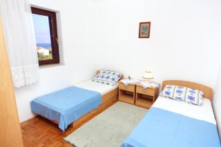 Apartments with parking space Supetar, Brac - 5663 - 1