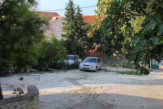 Apartments with parking space Supetar, Brac - 5662 - 2