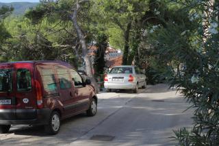 Apartments and rooms with a swimming pool Pucisca, Brac - 5637 - Pučišća - 1