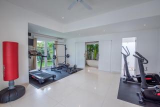 Villa Royal Canggu Secluded 6BR Luxury Walking Distance to Echo Beach - Canggu - 5