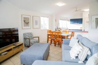 15 Whale Watch Resort + Beach Front + Ducted Air Con + 3 Bed + 2 Bath - Point Lookout - 8