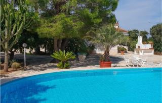 2 Bedroom Lovely Apartment In Frigole - 1