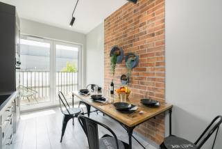 Family Apartment 62m - Sowia with GARAGE & BALCONY by Noclegi Renters - Poznań - 2