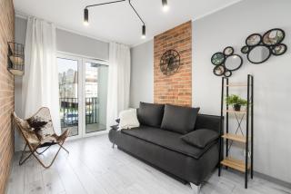 Family Apartment 62m - Sowia with GARAGE & BALCONY by Noclegi Renters - Poznań - 7