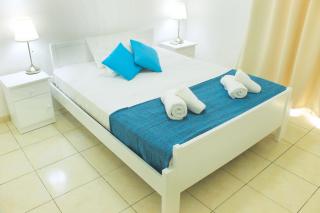 Stephanie City Apartments - 9